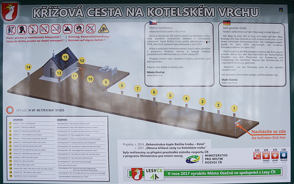 Kov cesta od kaple